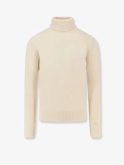 Seven Gauge Wool Turtleneck In White