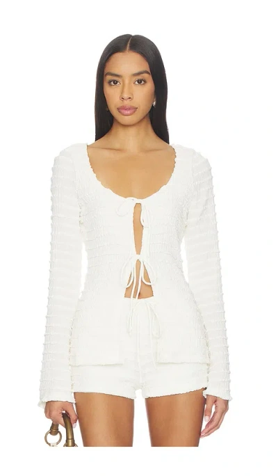 Seven Wonders Adalee Ruffle Texture Top In White