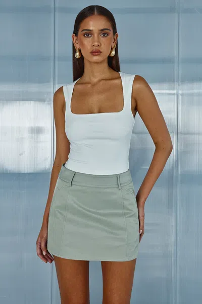 Seven Wonders Reign Top White