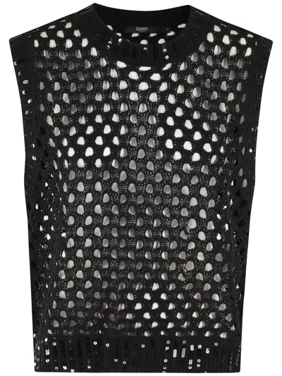 Seventy Perforated Top In 黑色