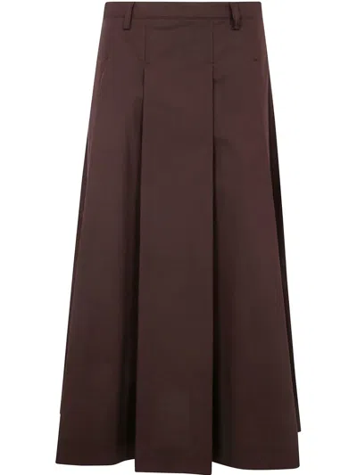 SEVENTY PLEAT-DETAIL SKIRT