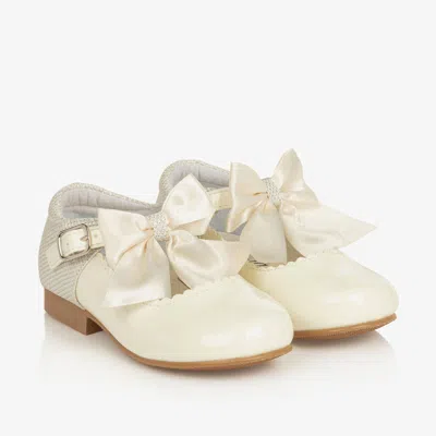 Sevva Kids' Girls Ivory Patent Faux Leather Bow Shoes