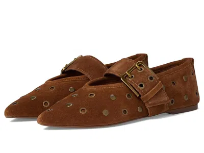 Seychelles Abbey Flat In Brown