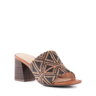 SEYCHELLES ADAPT RAFFIA SANDAL IN BROWN/BLACK