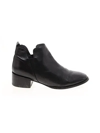 Pre-owned Seychelles Ankle Boots In Black