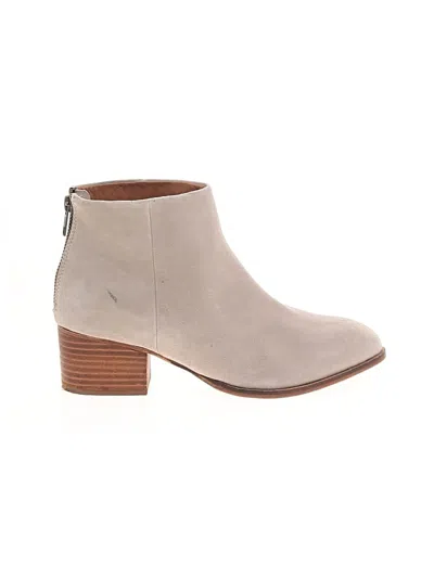 Pre-owned Seychelles Ankle Boots In Gray