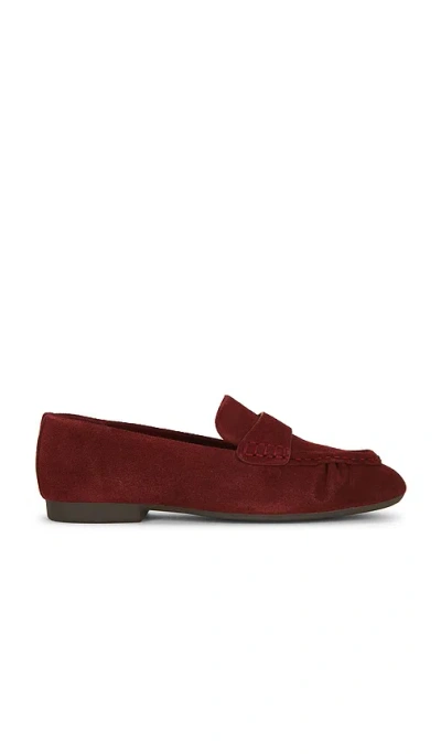 Seychelles Day Trip Loafer In Cranberry Suede