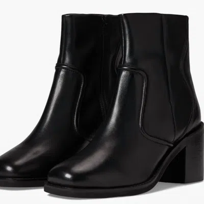 Seychelles Delicacy Boots In Black