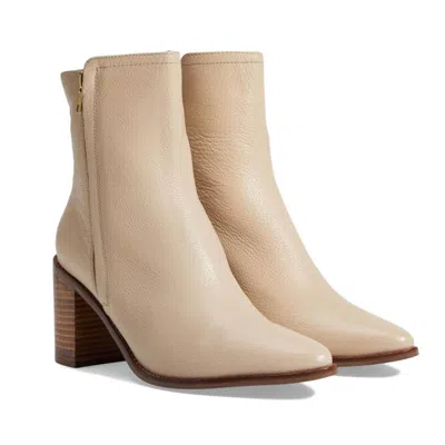 Seychelles Desirable Fashion Boot In Off White In Neutral