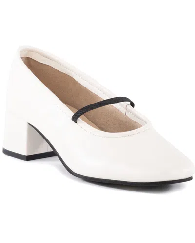 Seychelles Dusk To Dawn Leather Pump In White