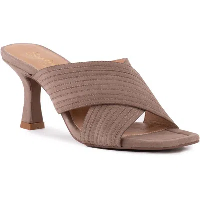 Seychelles Fleet Womens Criss-cross Pumps In Brown