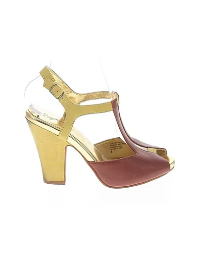 Pre-owned Seychelles Heels In Gold