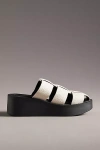 SEYCHELLES HIGH STANDARDS PLATFORM FLATS
