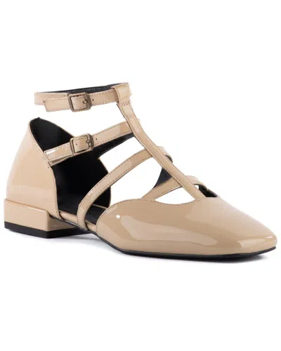 Seychelles Kissing Booth Leather Flat In Beige