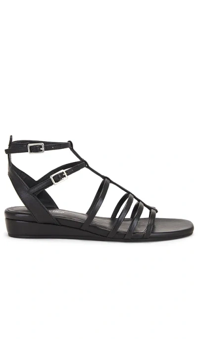 Seychelles Luxurious Sandal In Black Leather