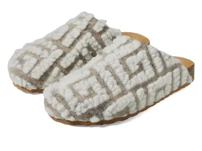 Seychelles New Routine