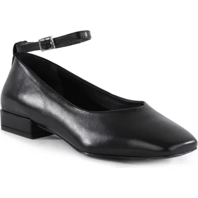 Seychelles Pumpkin Ankle Strap Square Toe Pump In Black