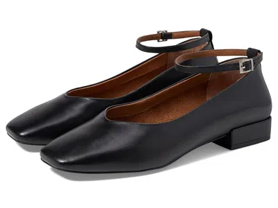 Seychelles Pumpkin In Black