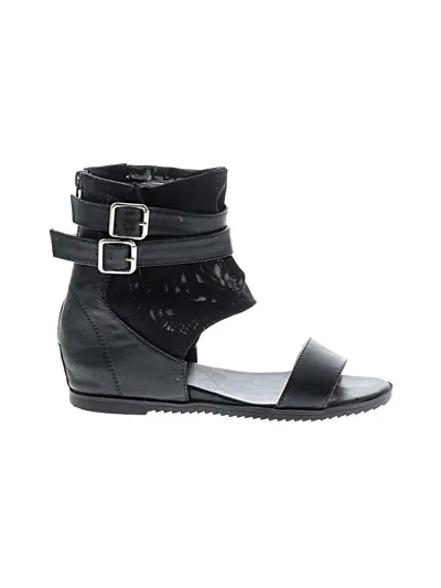 Pre-owned Seychelles Sandals In Black