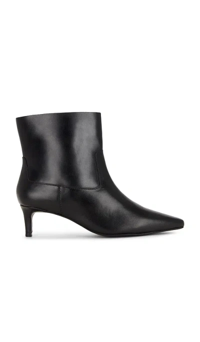 Seychelles Venue Boot In Black Leather