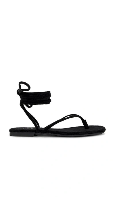 Seychelles Wander The World Sandal In Black