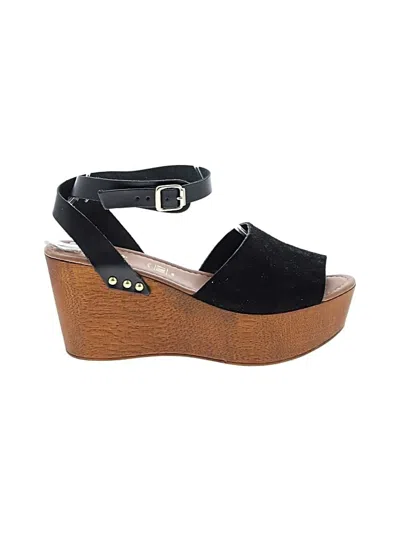 Pre-owned Seychelles Wedges In Black