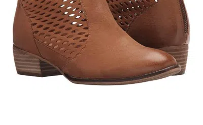 Seychelles Women's Bearing Leather Bootie In Tan In Brown