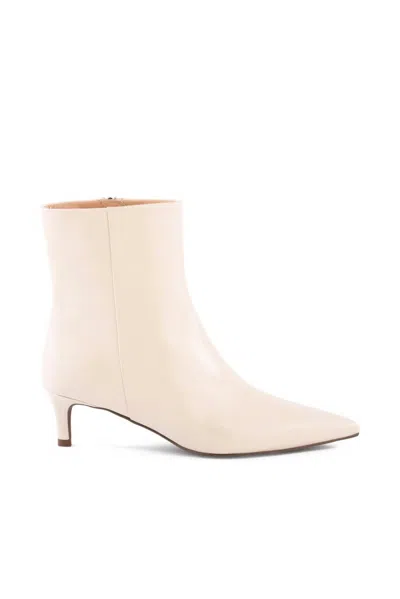 SEYCHELLES WOMEN'S DINNER DATE BOOTIES IN OFF-WHITE