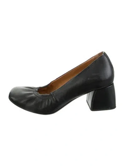 Pre-owned Sézane Leather Pumps In Black