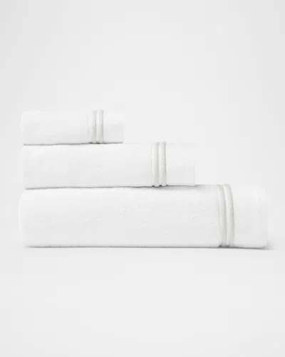 Sferra Aura Nuova Washcloth In White/lunar