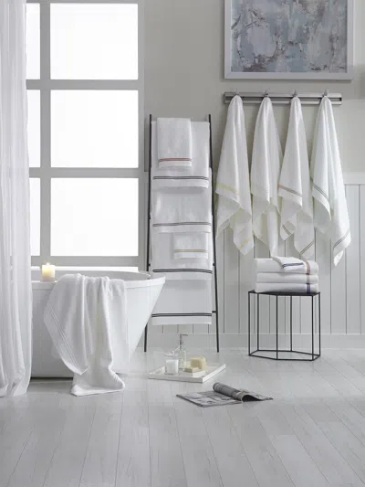 Sferra Aura Towel Collection