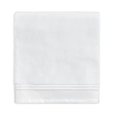 Sferra Aura Washcloth In White