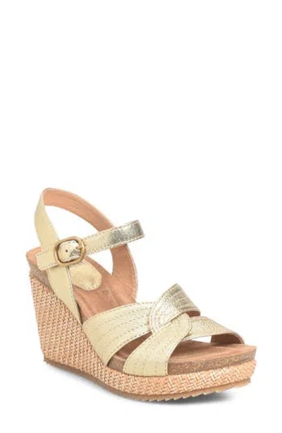 Söfft Clarissa Wedge Sandal In Gold