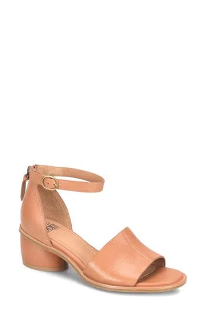 Söfft Colby Sandal In Brown