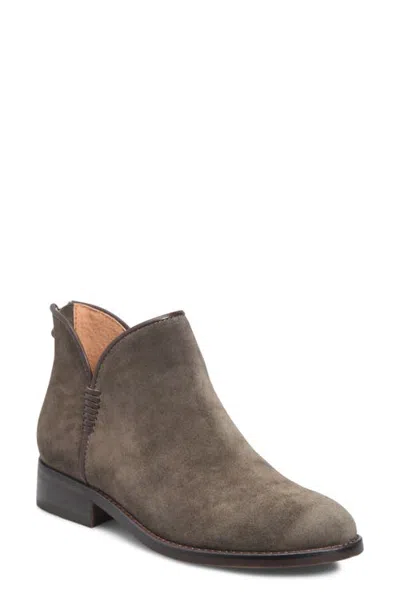 Söfft Desi Leather Bootie In Dark Taupe