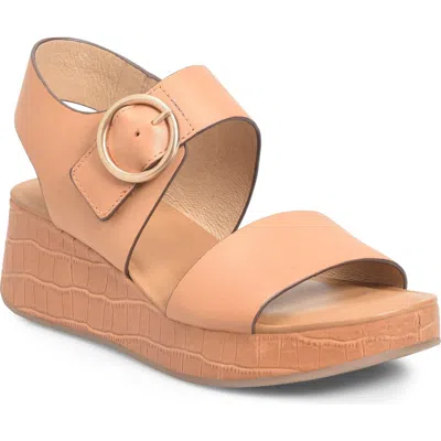 Söfft Faedra Ankle Strap Sandal In Luggage
