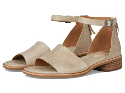 Söfft Faxyn In Brown