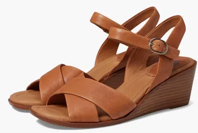 Söfft Gabella Wedge In Luggage In Multi