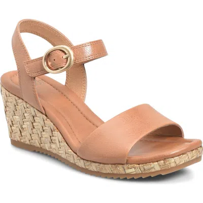 Söfft Inez Wedge Sandal In Brown