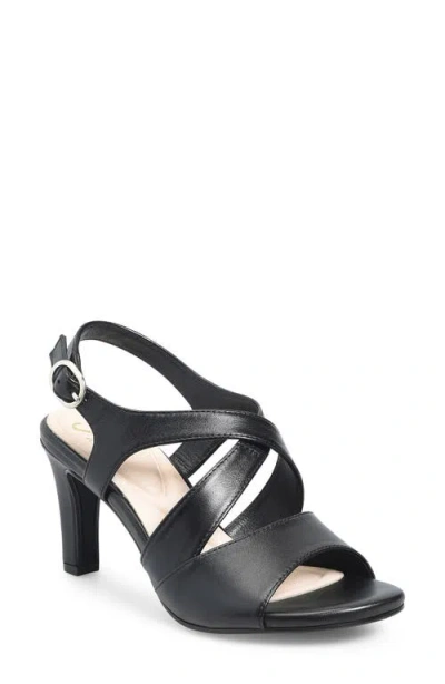 Söfft Jolene Sandal In Black Metallic