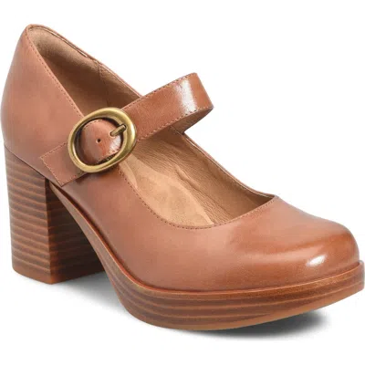 Söfft Sofft Kathleen Platform Mary Jane Pump In Brown