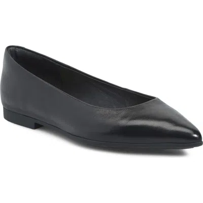 Söfft Madrid Skimmer Flat In Black