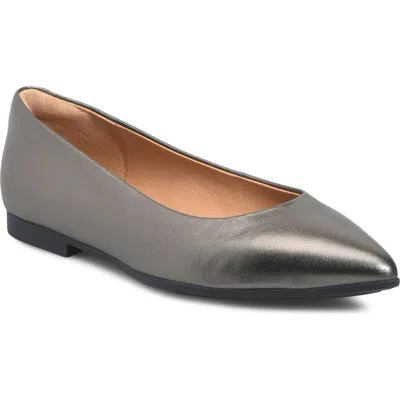 Söfft Madrid Skimmer Flat In Gray