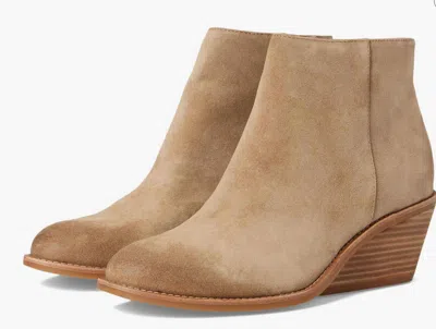 Söfft Nina Womens Boot In Barley In Brown