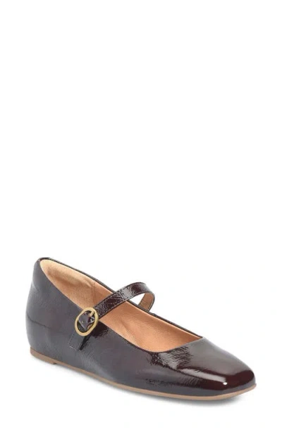 Söfft Palma Square Toe Mary Jane Flat In Burgundy