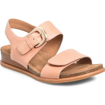 Söfft Peggie Wedge Sandal In Canyon Coral