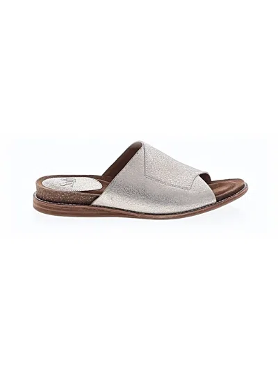 Pre-owned Söfft Sandals In Silver