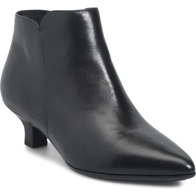 Söfft Sawyer Leather Pointed Toe Bootie In Black