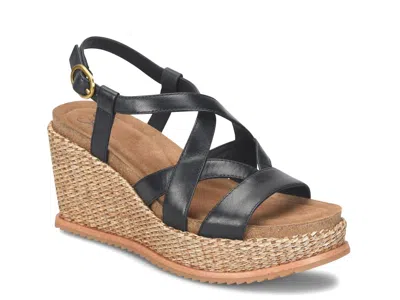 Söfft Sofft Devyn Wedge Sandal In Black