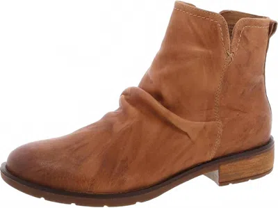Söfft Women's Beckie Ankle Boot In Luggage In Brown
